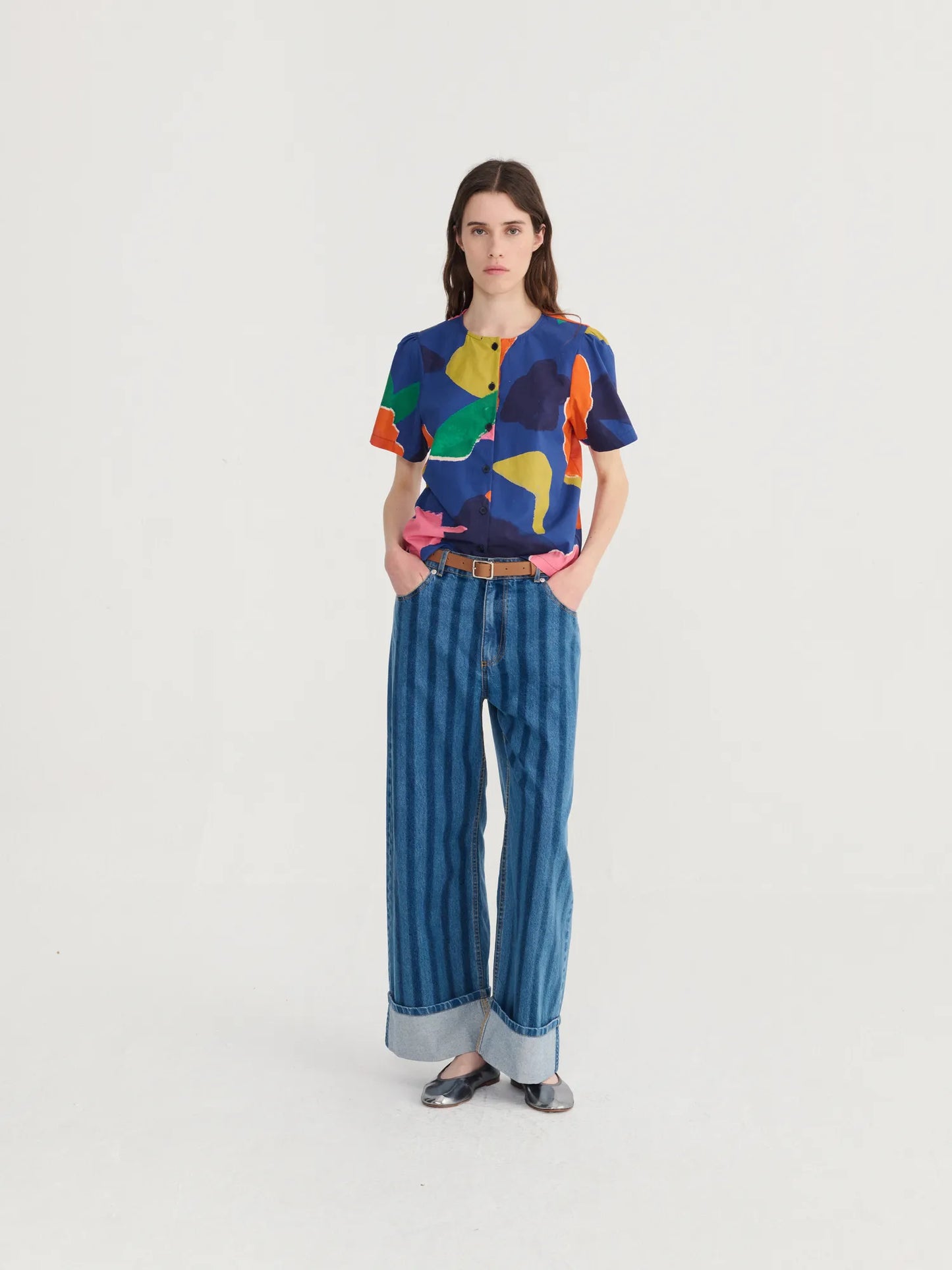 Blooming color pattern cropped blouse