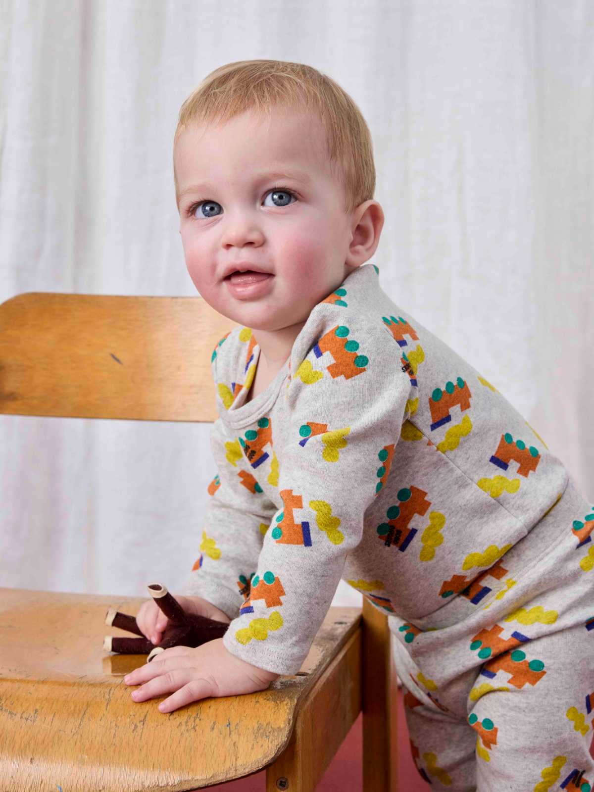 Bobo Choo Choo all over body