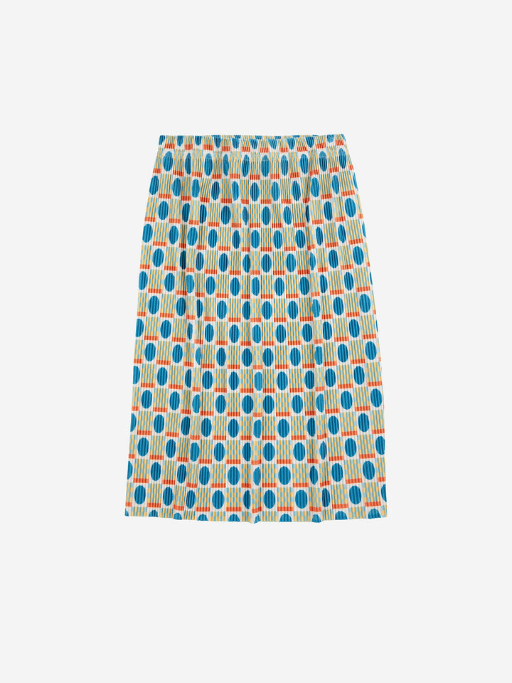 Geometric Scacs over pencil pleated skirt