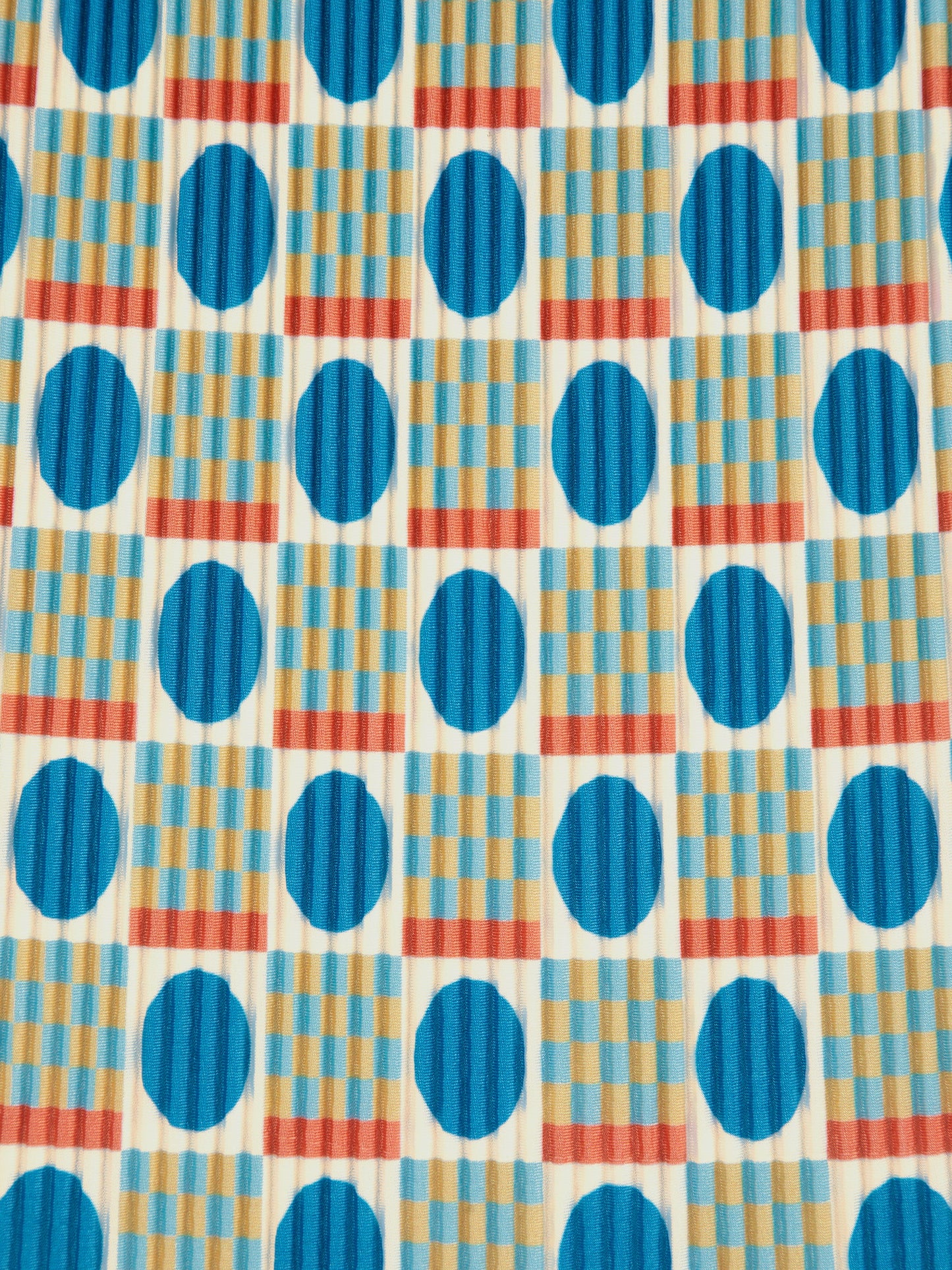 Geometric Scacs over pencil pleated skirt