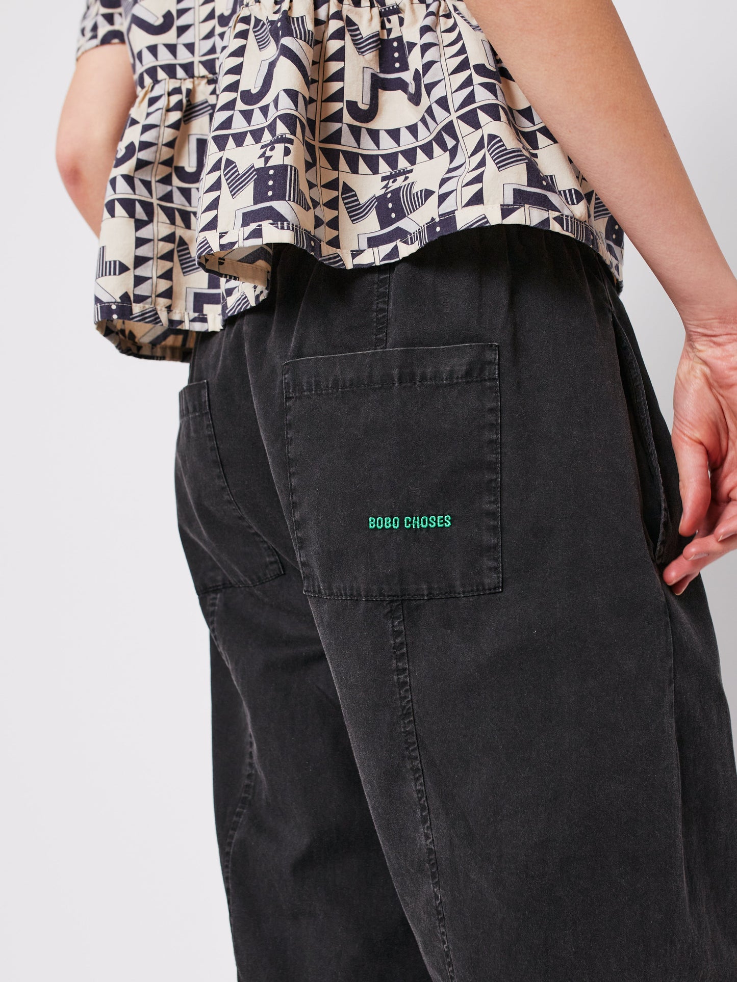 Dark grey cocoon pants