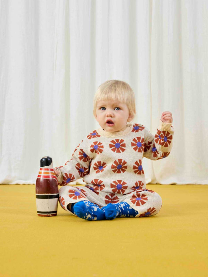 Kaleidoscope all over jacquard knitted pants