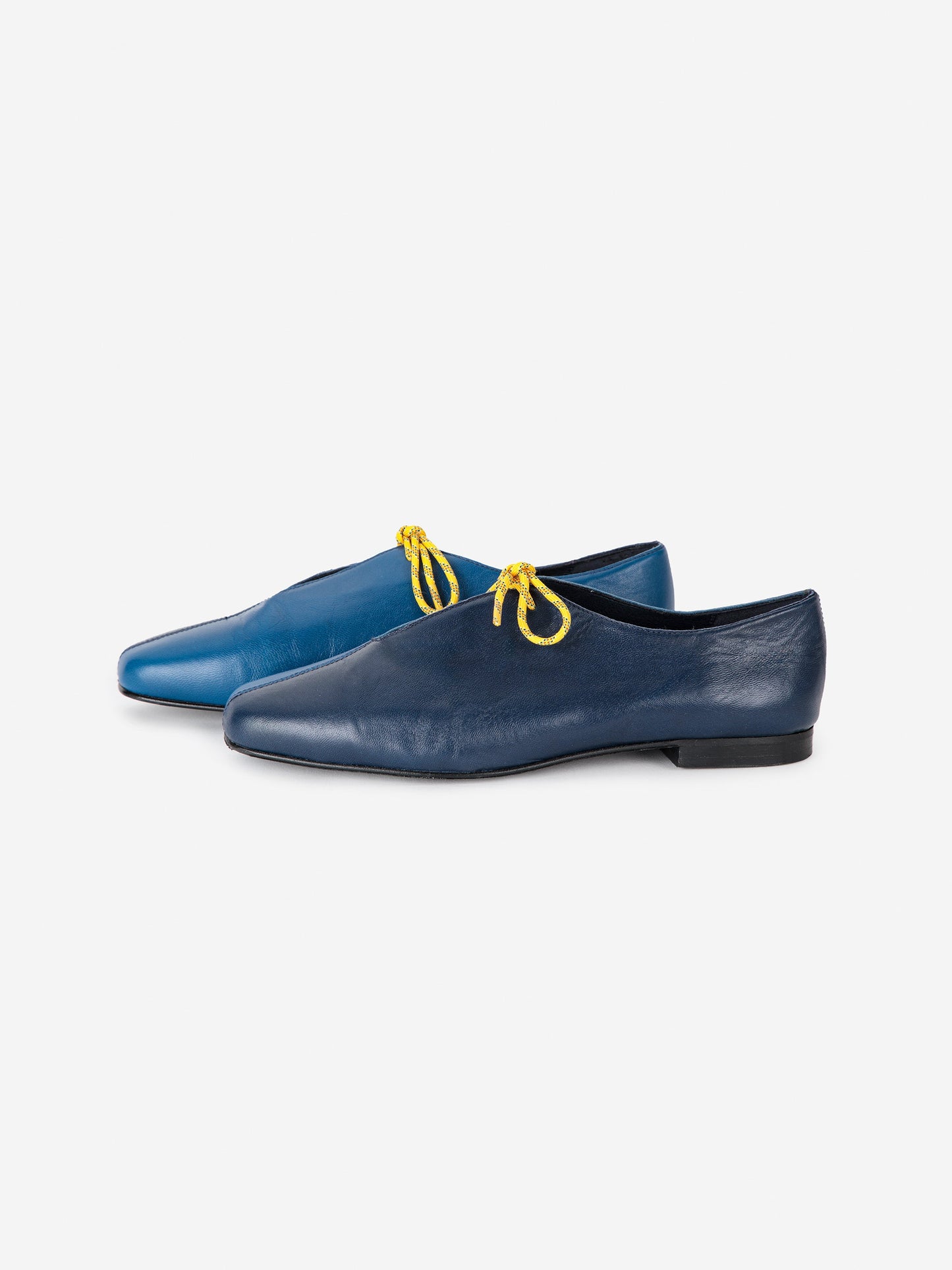 Color block ballet flats