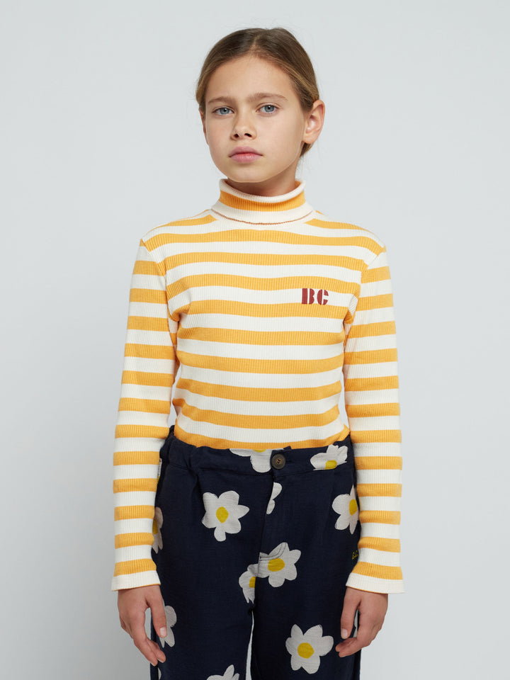 Yellow stripes turtle neck T-shirt