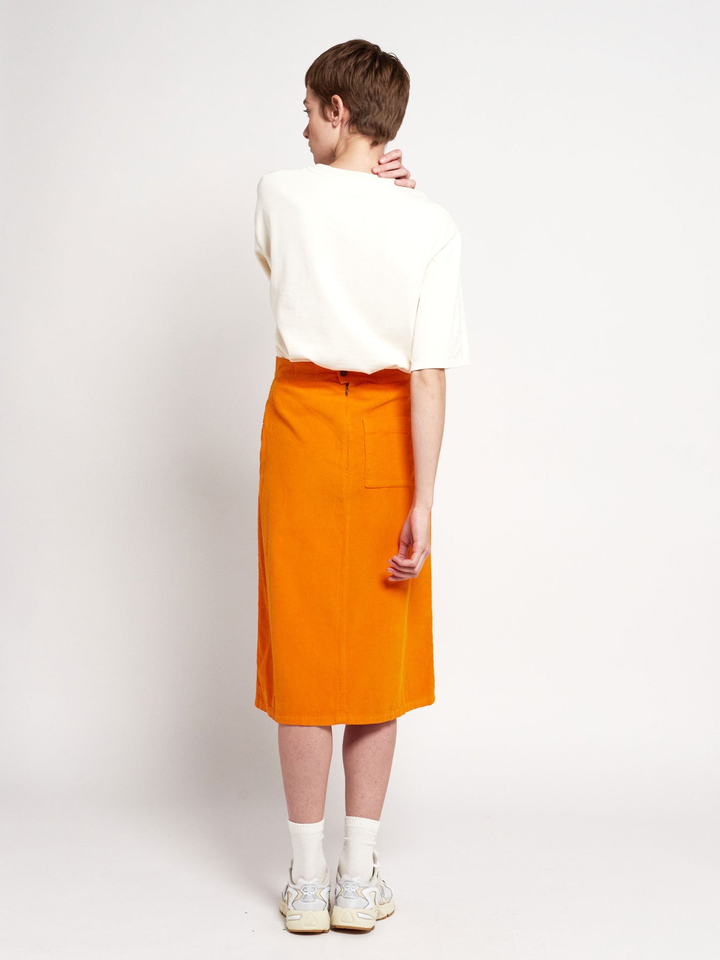 Embroidered corduroy skirt