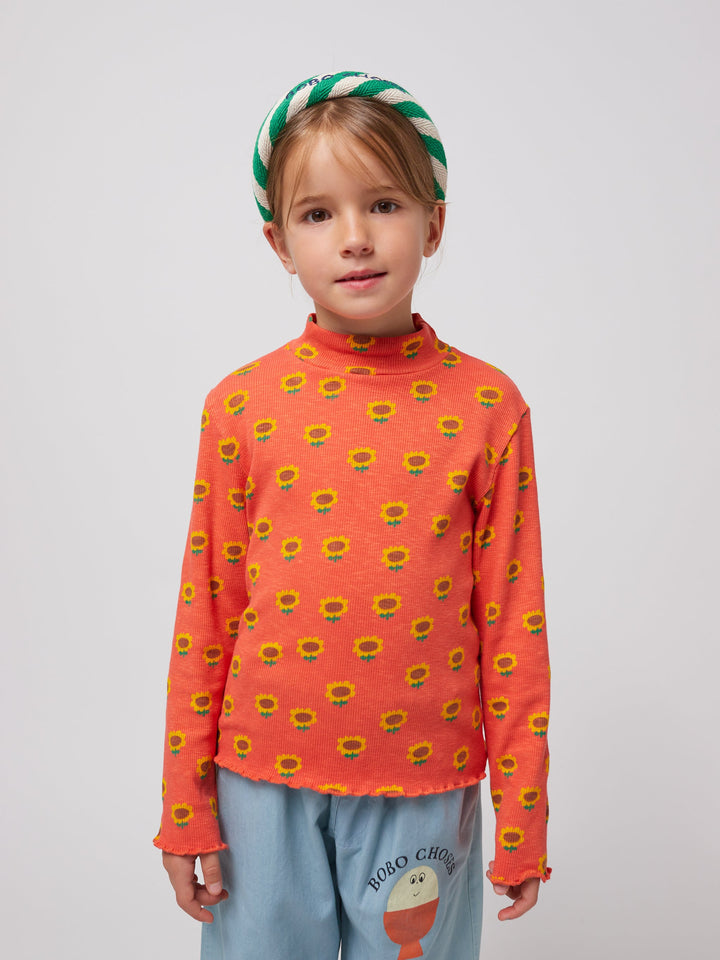 ひまわり柄タートルネックTシャツ