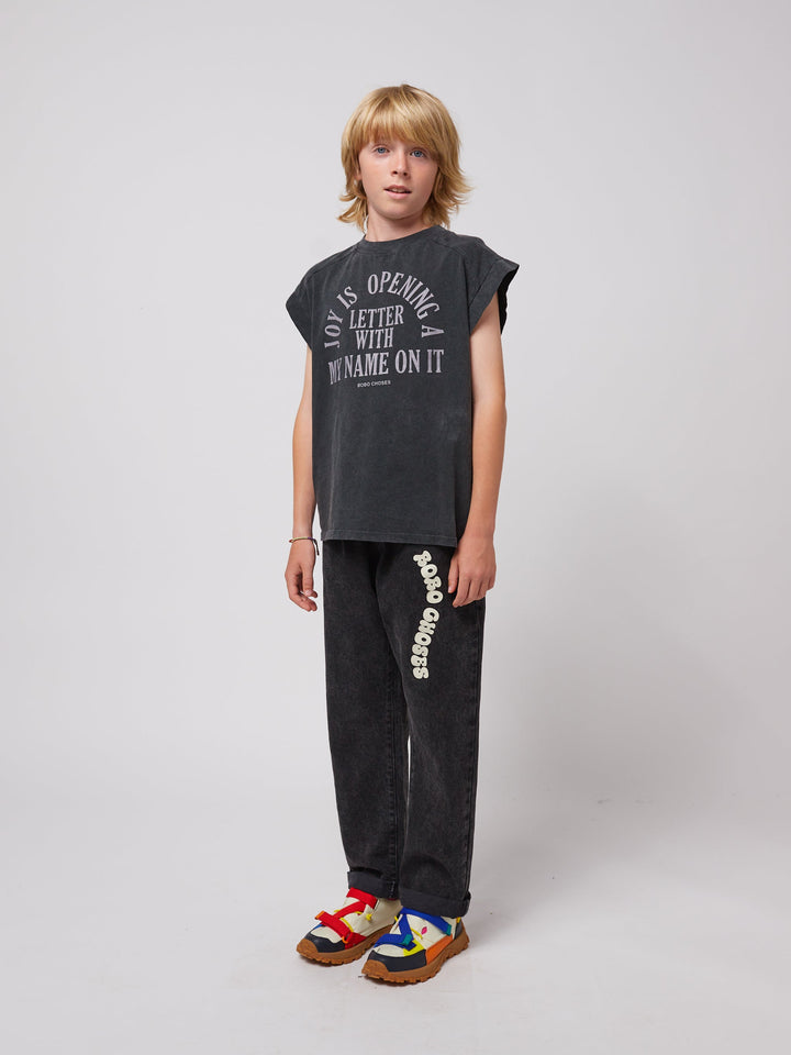 Joy Is slevelless Tシャツ