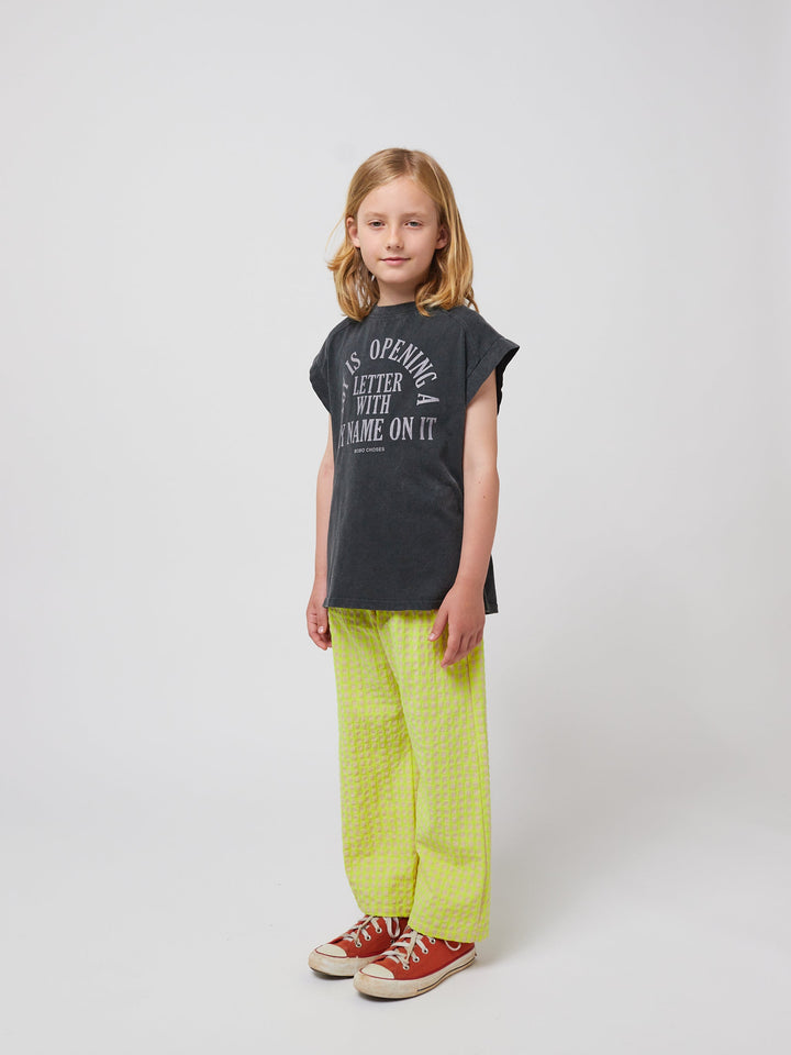 Joy Is slevelless Tシャツ