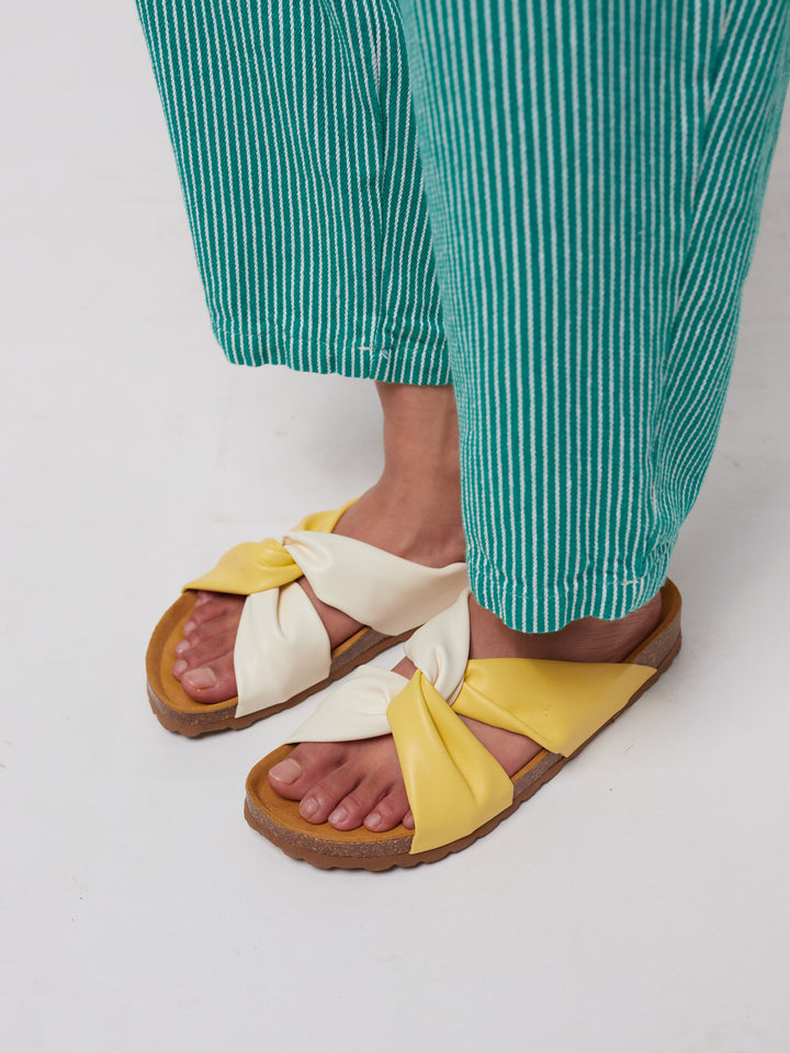 Crossover leather sandals