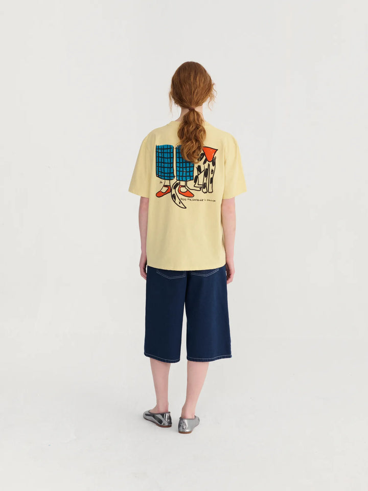 Contrast-stitching denim bermuda