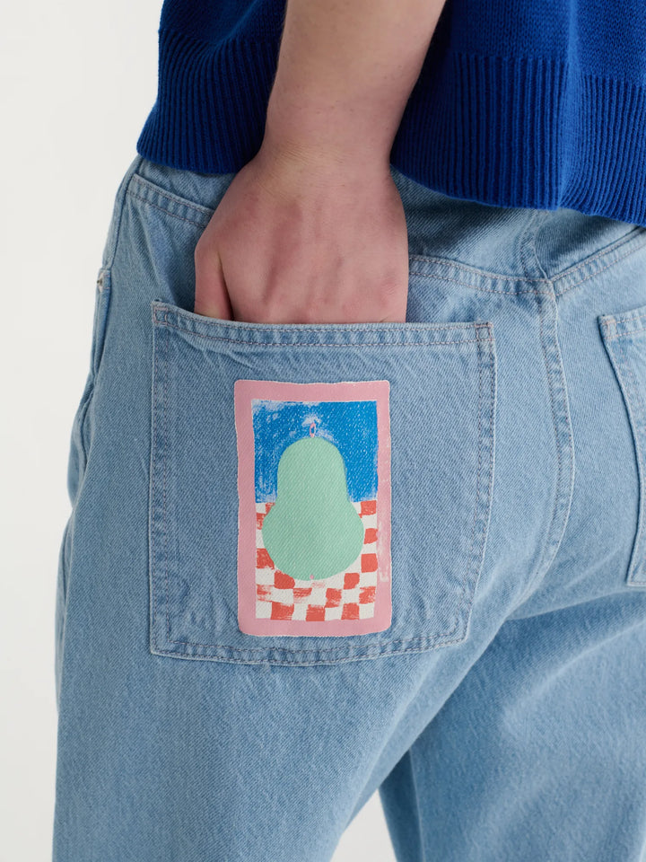 Simple pear high waist jeans