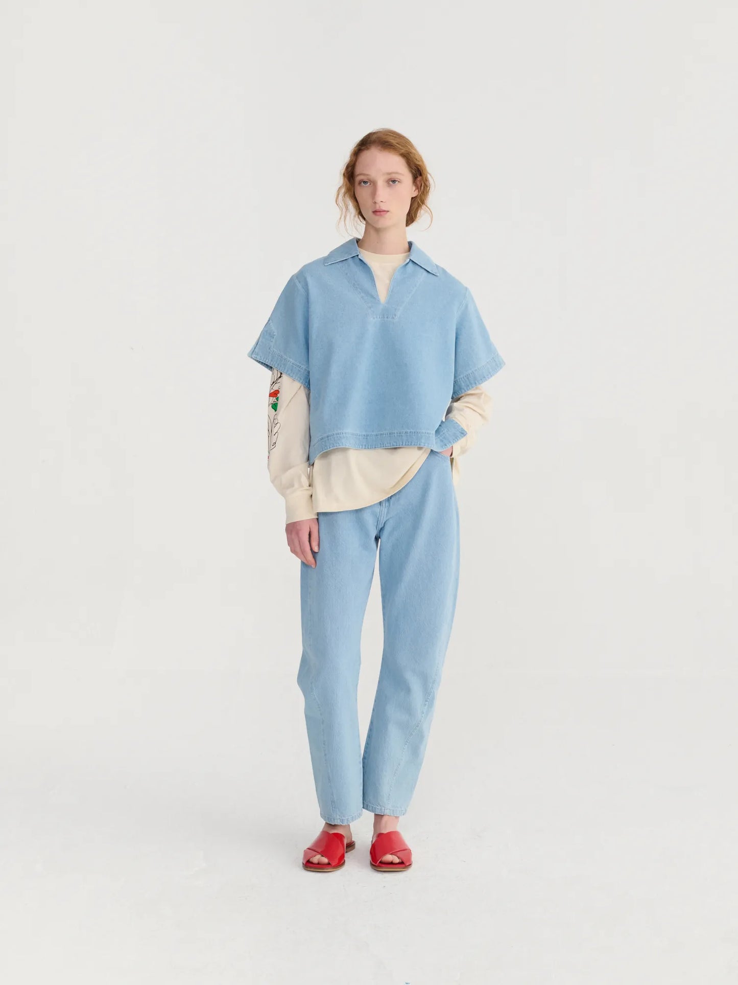 Simple pear high waist jeans