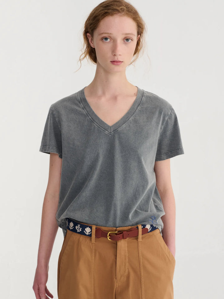 V-neck T-shirt