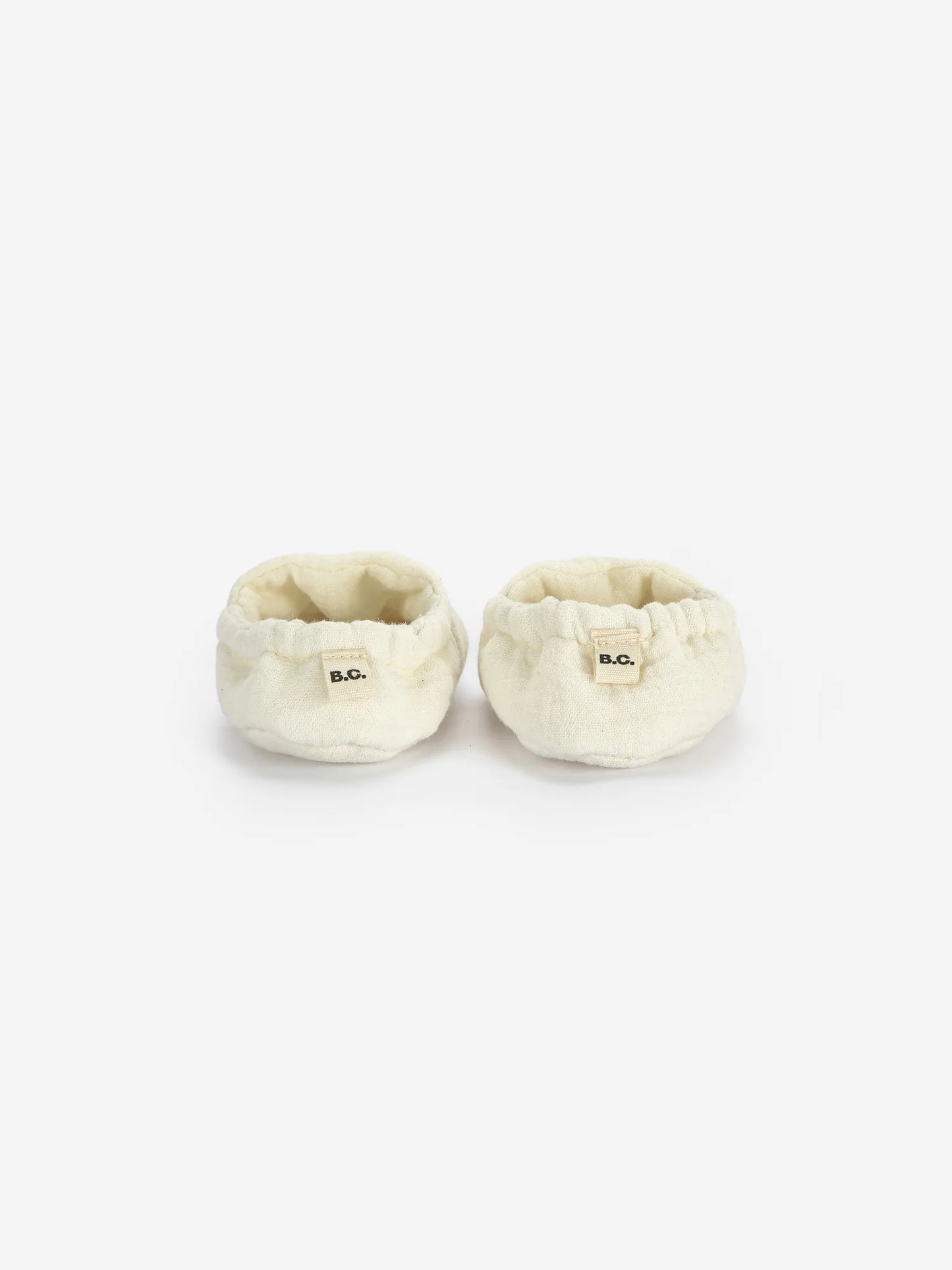 Cool radish all over slippers