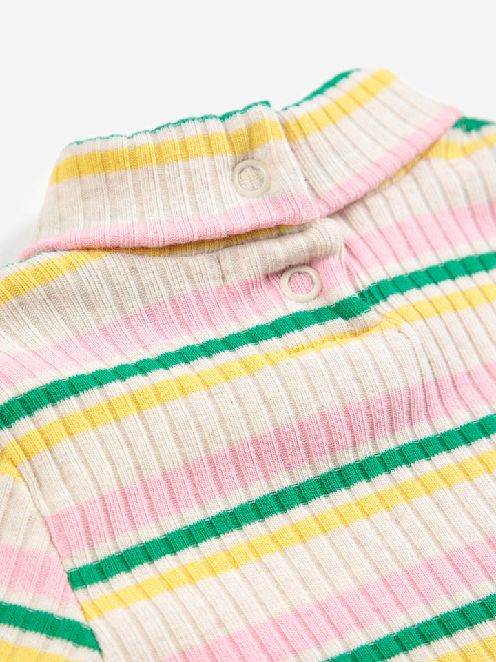 Striped turtle neck T-shirt