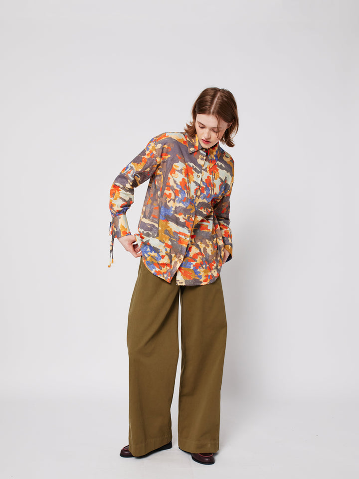 Pleated flare pants
