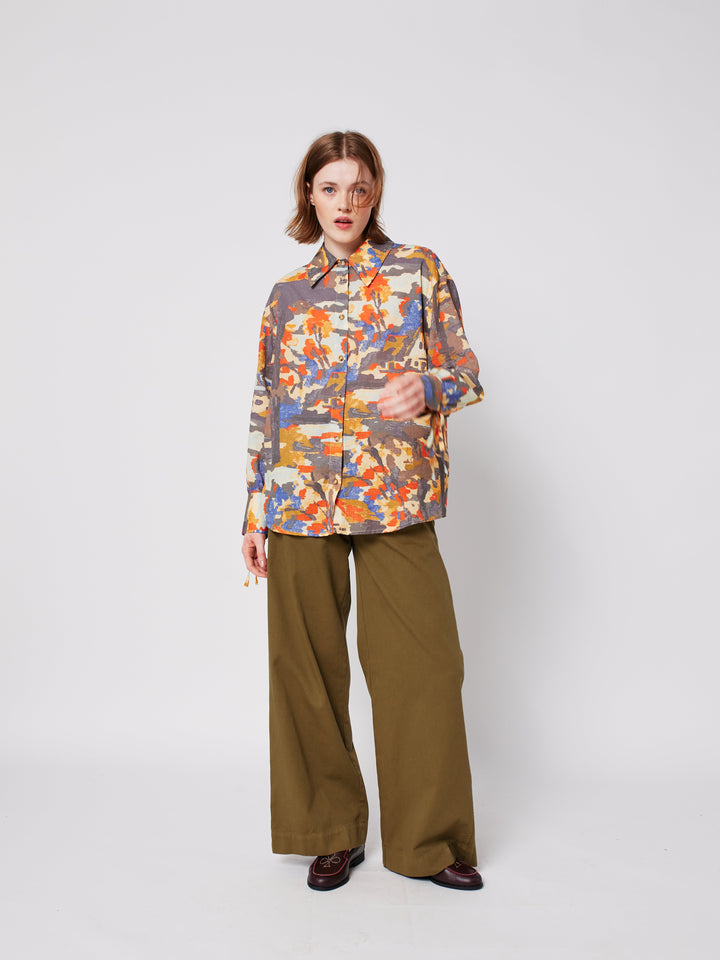 Pleated flare pants