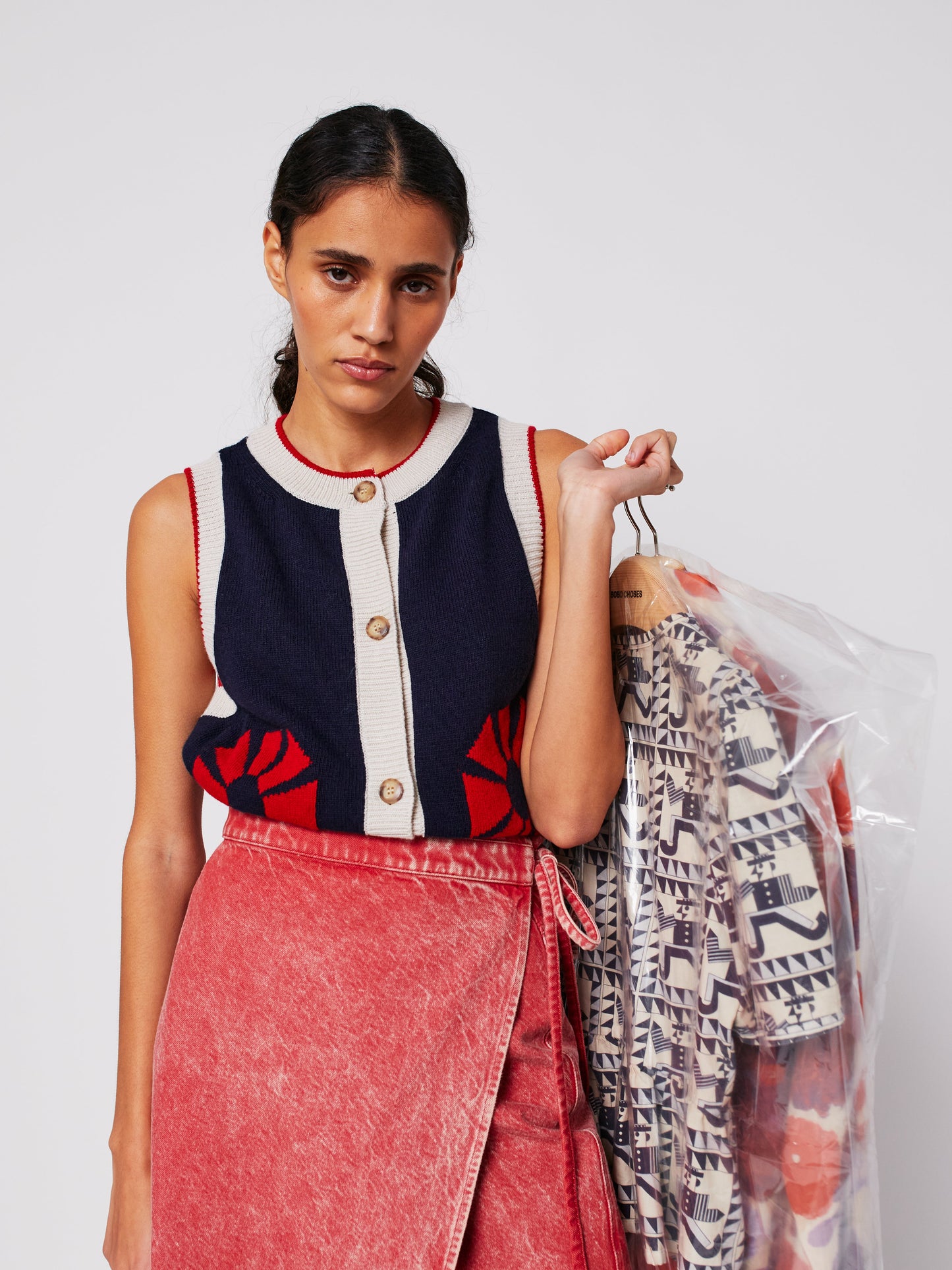 Flower knitted vest