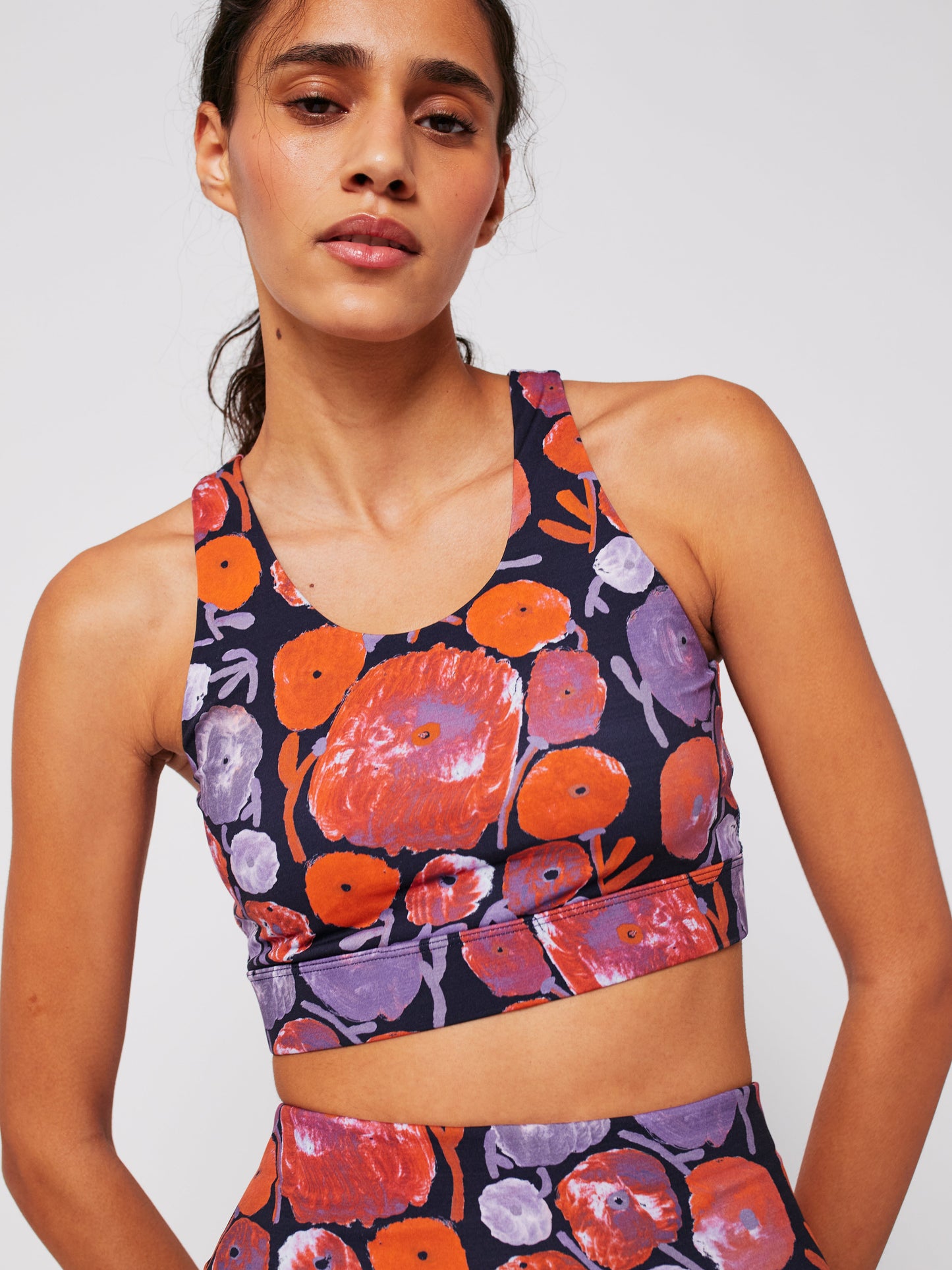 Dahlia pattern sporty top