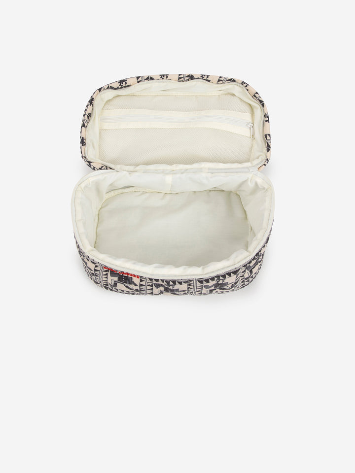 Quilted travel pouch