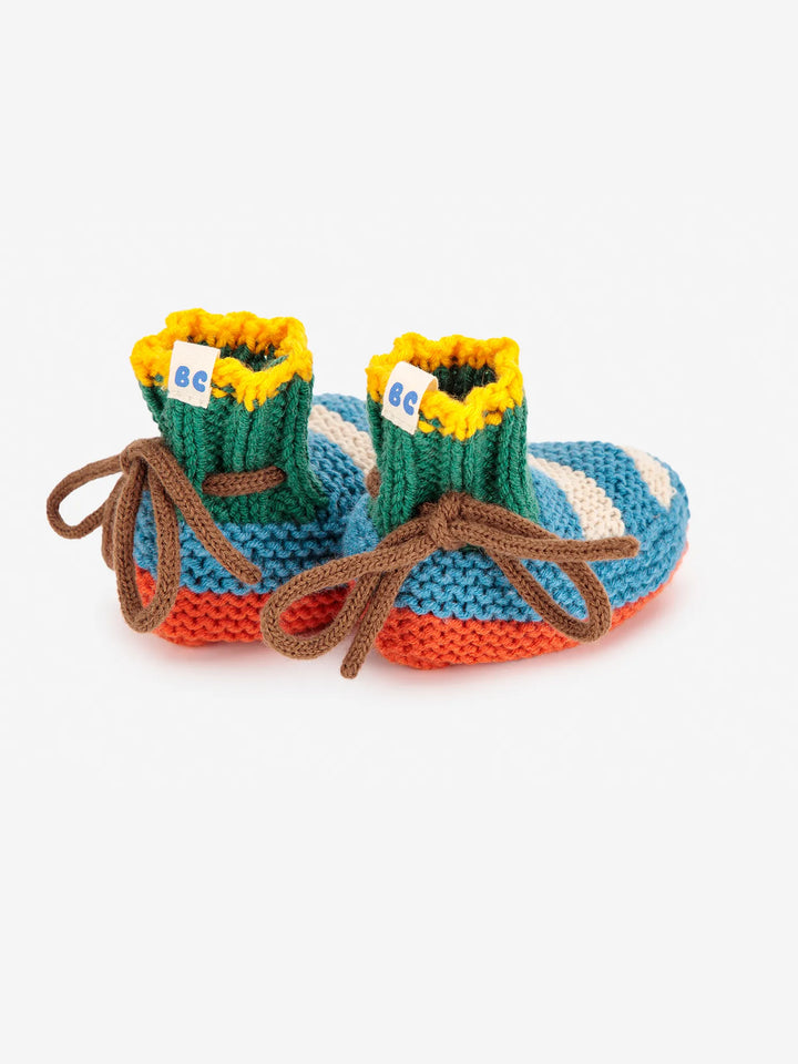 Multicolor knitted booties