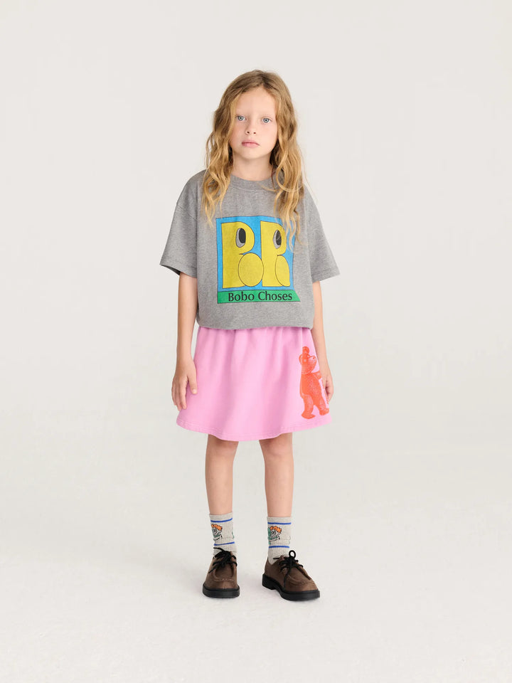 ブーブー、Tシャツを選ぶ
