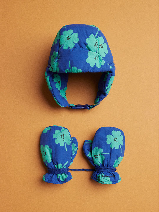 Lucky Clover all over chapka & mittens set