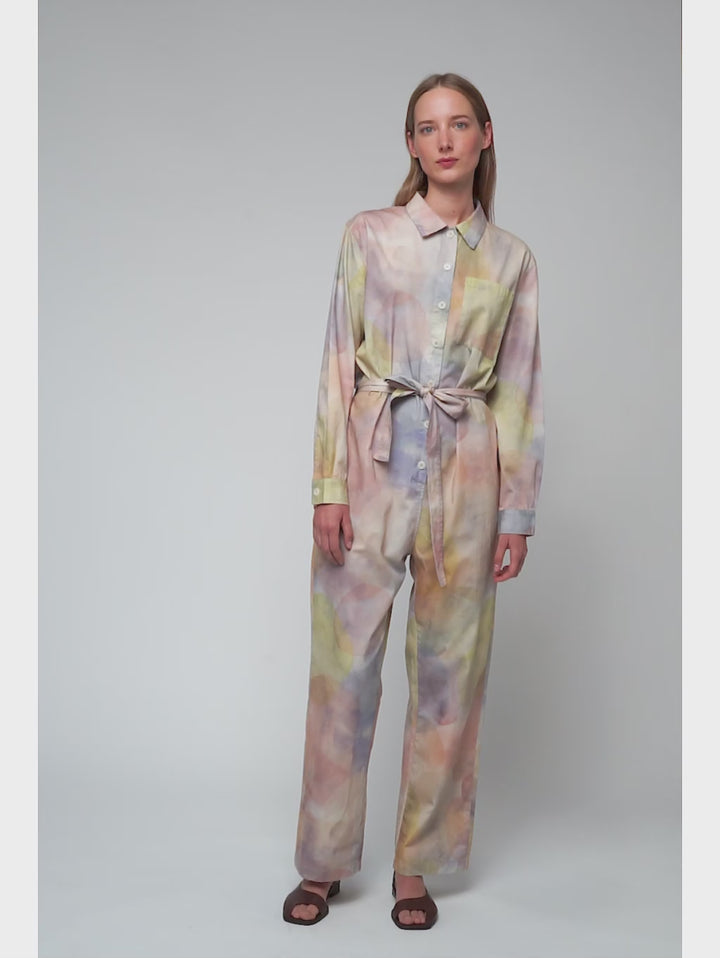 スカイライトプリントのボタン付きオーバーオール