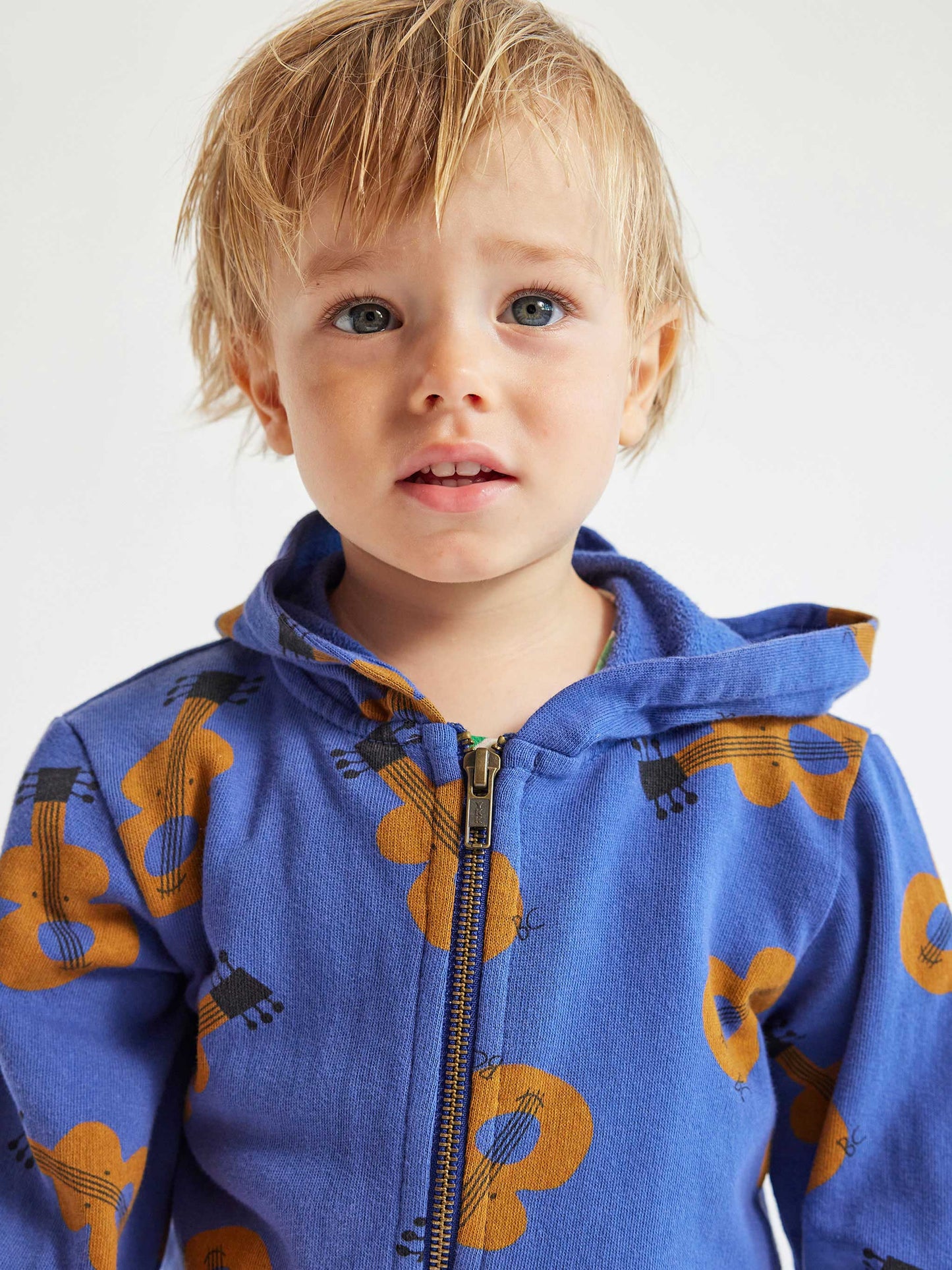 アコースティックギター柄ジップアップパーカー