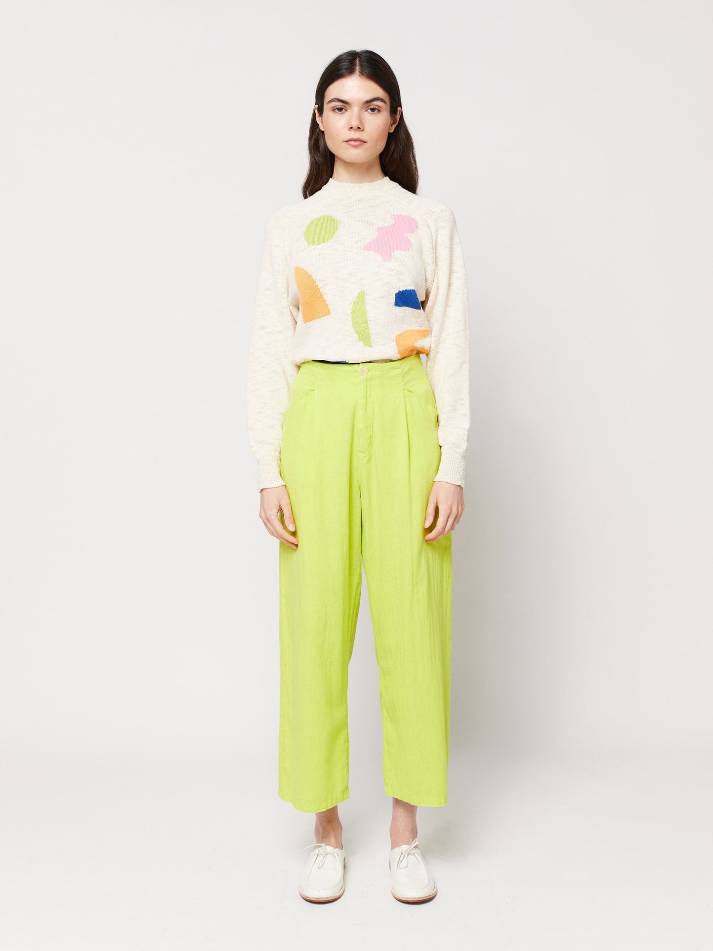 夏の風景を描いたインターシャジャンパー