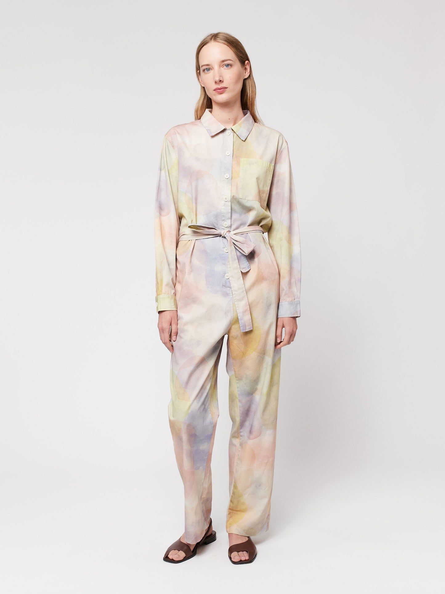 スカイライトプリントのボタン付きオーバーオール